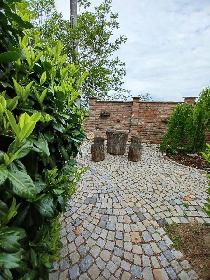 Ubytovani V Soukromi Na Sadove 906 - Valtice Εξωτερικό φωτογραφία